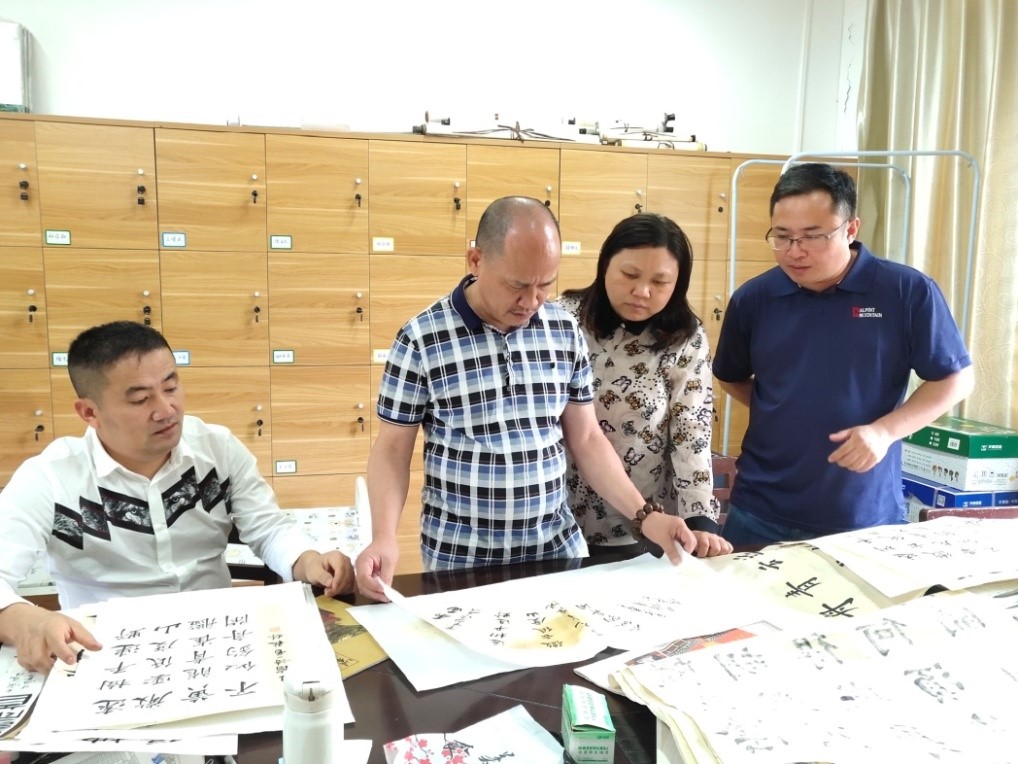 1652929167922817.jpg 三笔字1.jpg